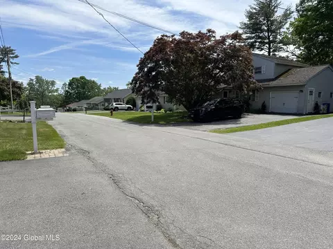 View/Area - 1219 Libby Ave, Schenectady, NY 12309 photo 1 of 1