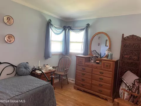 Bedroom - 1219 Libby Ave, Schenectady, NY 12309 photo 5 of 5