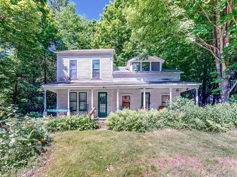 97 Jenkinsville Rd, Queensbury, NY 12804