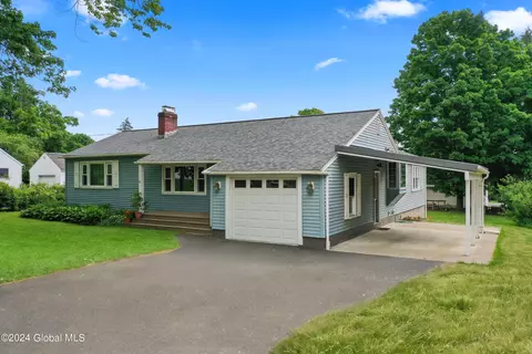 19 Buell Ave, Ballston Lake, NY 12019