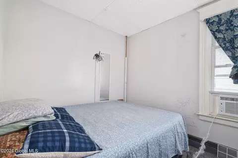 1614 Becker St, Schenectady, NY 12304 photo 17