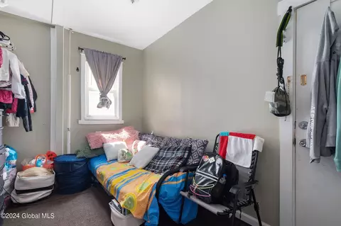 1614 Becker St, Schenectady, NY 12304 photo 16