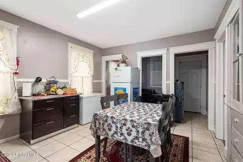 1614 Becker St, Schenectady, NY 12304 photo 6
