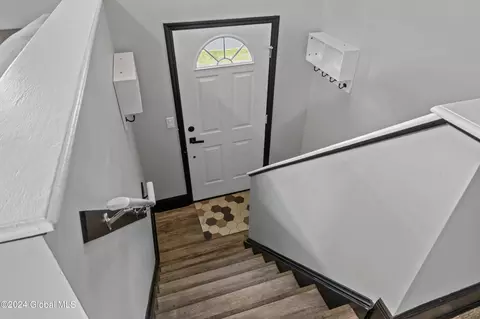 Entry Way - 18 Trinity Pl, Selkirk, NY 12158 photo 1 of 3