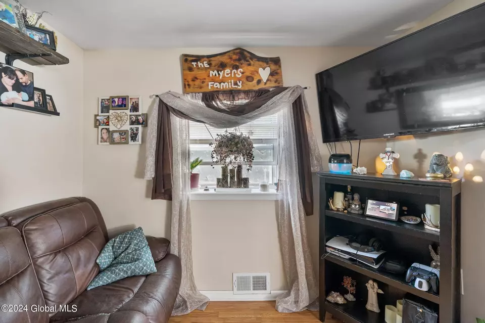  124 Broad St, Hudson Falls, NY 12839 photo 9