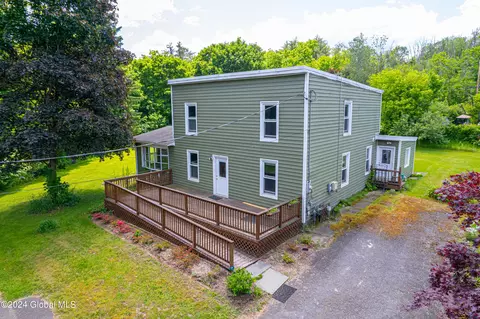 2 Mill Rd, Delmar, NY 12054