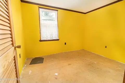 Bedroom - 2 Mill Rd, Delmar, NY 12054 photo 5 of 7