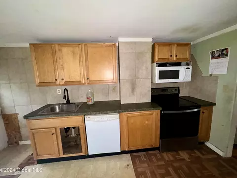 38 Beldale Rd, Slingerlands, NY 12159 photo 6