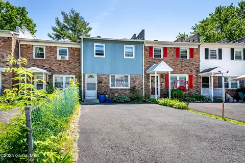 124 Mount Hope Dr, Albany, NY 12202