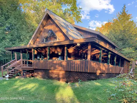 316 Beaver Dam Rd, Schroon Lake, NY 12870