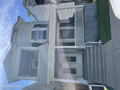 160 Ontario St, Albany, NY 12206