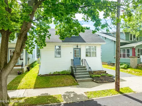 428 7th Ave, Watervliet, NY 12189