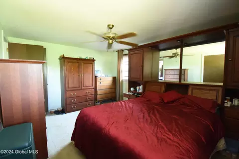 123 Oak Ridge Dr, Glenville, NY 12302 photo 24