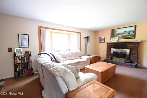 123 Oak Ridge Dr, Glenville, NY 12302 photo 10