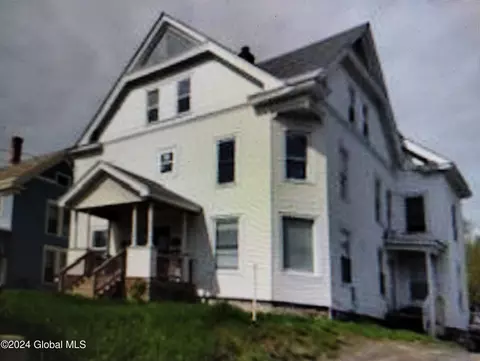 155 Champlain Ave, Ticonderoga, NY 12883