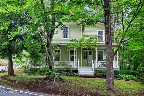 40 Goodman Ave, Bolton Landing, NY 12814
