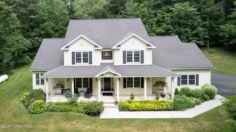 55 Ford Rd, Troy, NY 12180