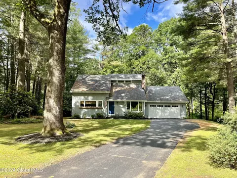 21 Melanie Dr, Saratoga Springs, NY 12866
