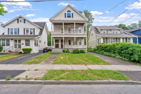 78 Pinewood Ave, Albany, NY 12208