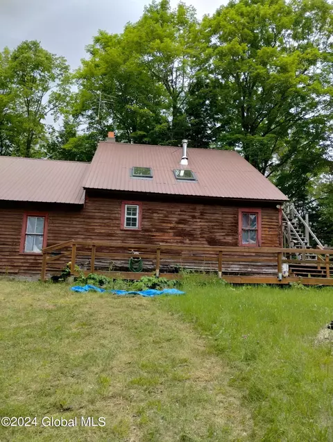 588 Nys Route 74, Paradox, NY 12858