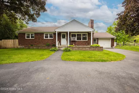 850 Duanesburg Rd, Rotterdam, NY 12306