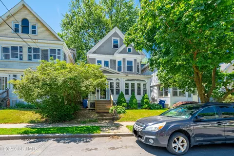 24 Besch Ave, Albany, NY 12209