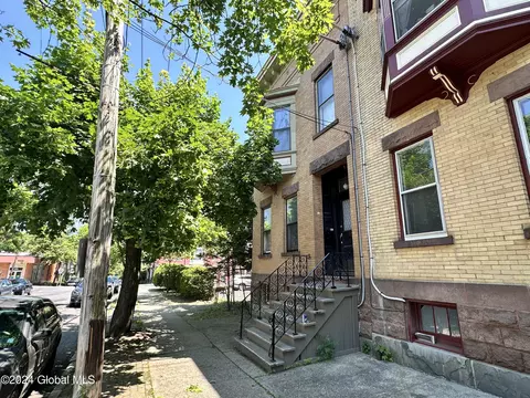 100 Dove St, Albany, NY 12210