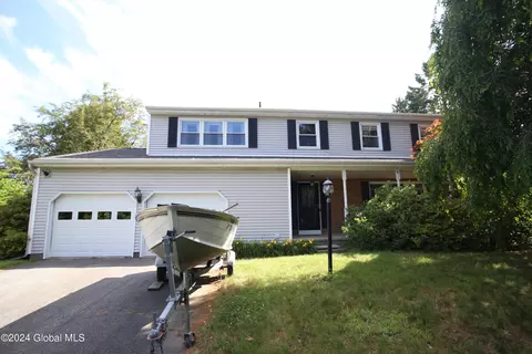 37 Alpine Dr, Latham, NY 12110