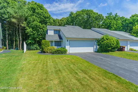 23 Green Meadow Dr, Clifton Park, NY 12065