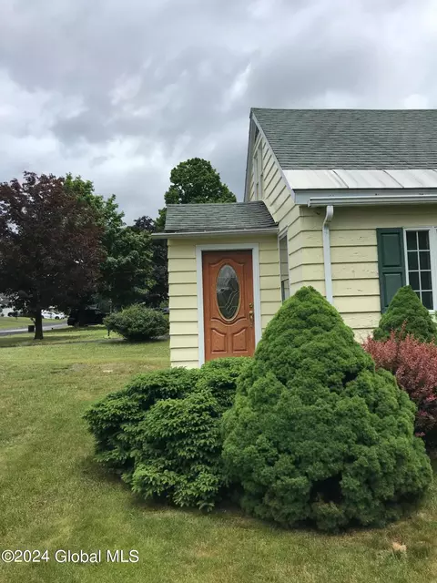 2950 Ford Ave, Schenectady, NY 12306 photo 12