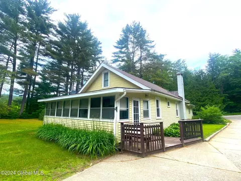 20 Johnson Pond Rd, North Hudson, NY 12855
