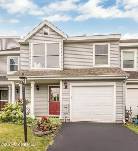 24 Plaza Ave, Rensselaer, NY 12144