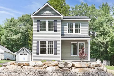 1325 Ridge Rd, Broadalbin, NY 12025