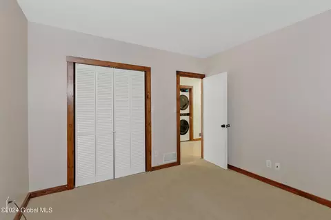 3 Marion Ave, Malta, NY 12020 photo 28