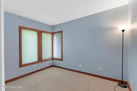 3 Marion Ave, Malta, NY 12020 photo 24