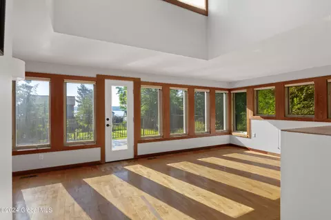 3 Marion Ave, Malta, NY 12020 photo 10