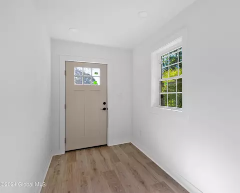 3 Marion Ave, Malta, NY 12020 photo 31