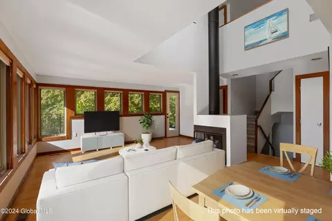 3 Marion Ave, Malta, NY 12020 photo 6