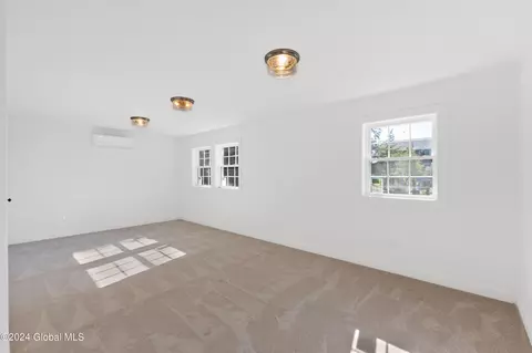 3 Marion Ave, Malta, NY 12020 photo 21