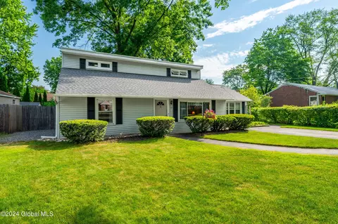 112 Marjorie Dr, Albany, NY 12203