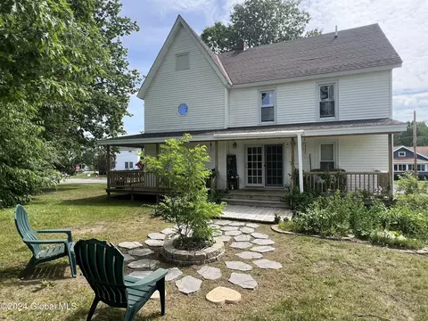 127 S Kingsboro Ave, Gloversville, NY 12078