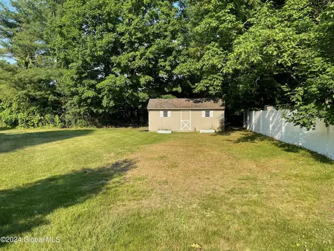 1 Mapleridge Ave, Halfmoon, NY 12065 photo 26