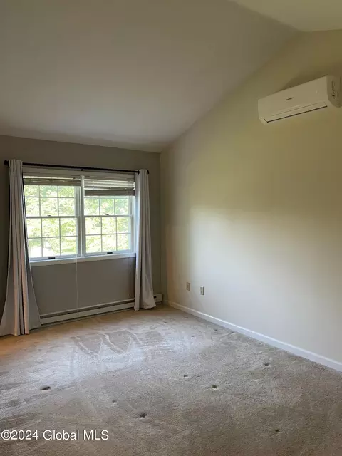 1 Mapleridge Ave, Halfmoon, NY 12065 photo 13