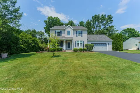51 Pine Valley Dr, South Glens Falls, NY 12803