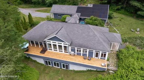 24 The Intervale Rd, Greenwich, NY 12834