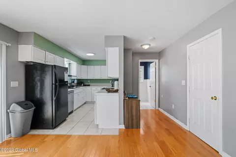 424 Chadwick Rd, Schenectady, NY 12304 photo 20