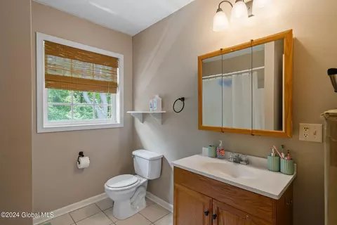 424 Chadwick Rd, Schenectady, NY 12304 photo 36