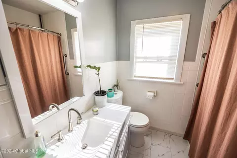 Bath - 115 Boshart Rd, Fonda, NY 12068 photo 2 of 6