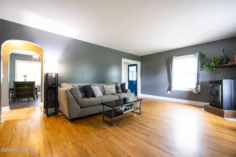 Living - 115 Boshart Rd, Fonda, NY 12068 photo 4 of 6