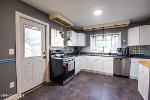 Kitchen - 115 Boshart Rd, Fonda, NY 12068 photo 2 of 2